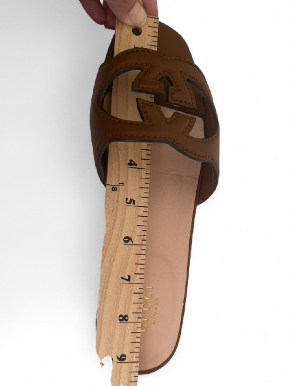 Gucci Women's slide sandal with Interlocking G, cuir leather, maxi cut out. 6.5 - Picture 9 of 11